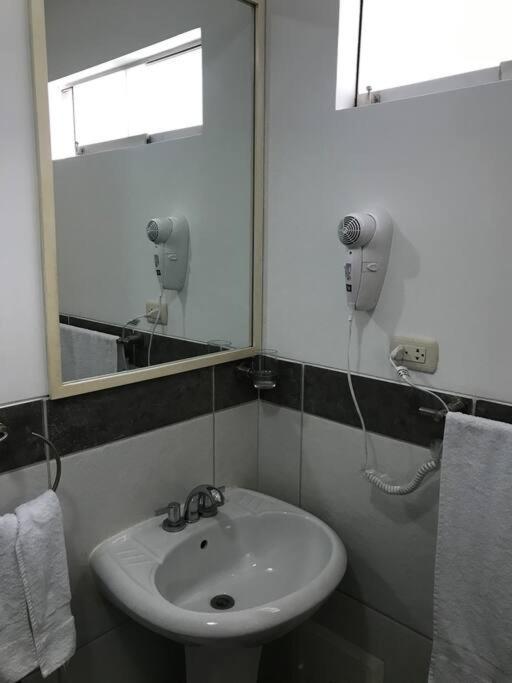 Confortable And Functional Apartment In Miraflores ! Lima Eksteriør bilde
